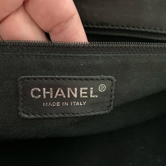 ** Rare** Chanel NSZ Authentic 100% 94305 black bag UNI - Picture 10 of 16